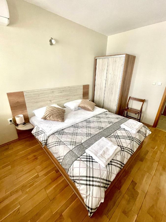 Ferienwohnung Sunny Warna Exterior foto